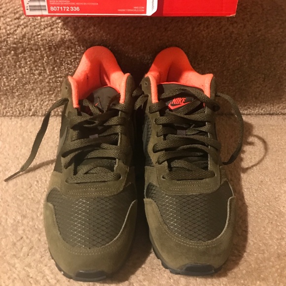 Nike Shoes - Nike Air Mid Runner